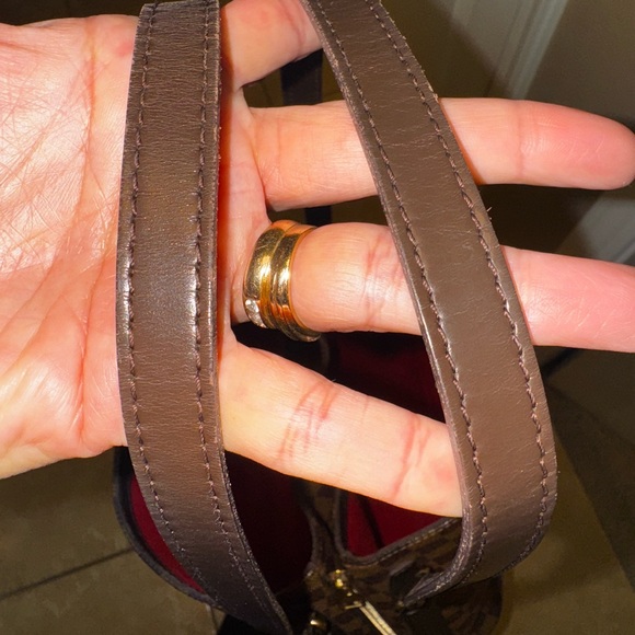 Louis Vuitton Cabas Rivington tote. With COA from entrupy. - Picture 14 of 16